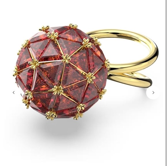 🔹️SWAROVSKI 🔹️ Red Cubic Zirconia Curiosa Gold Tone Plated Brass Ring - Picture 1 of 9